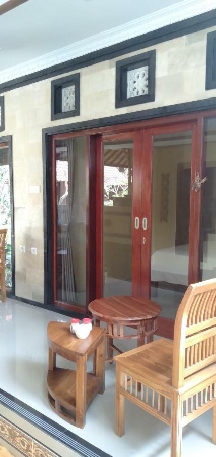 Dekwah Homestay *