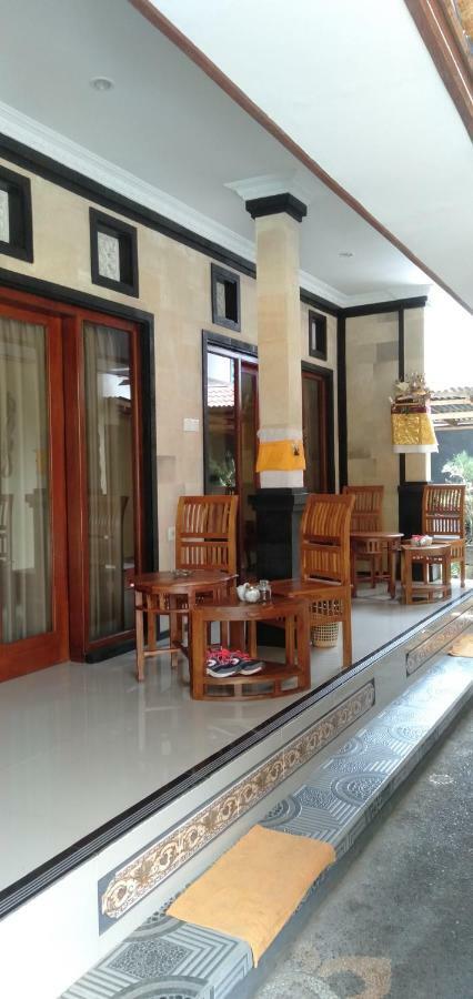 Dekwah * Ubud